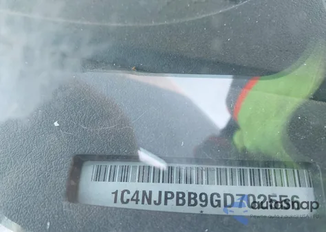 2016 Jeep Patriot Sport z USA, uszkodzony, nr VIN 1C4NJPBB9GD702556